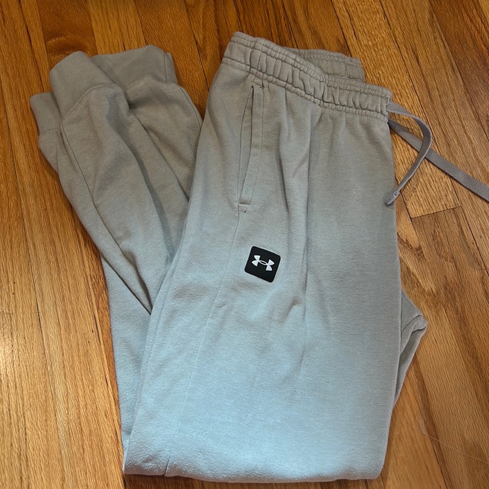 YXL Under Armour Gray jogger sweatpants